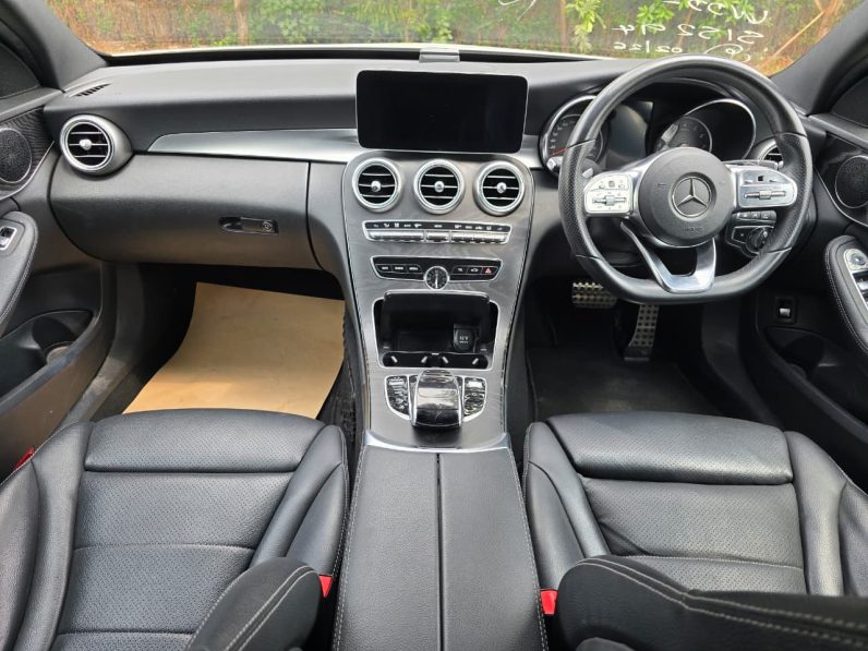 
								MERCEDES-BENZ C200 full									