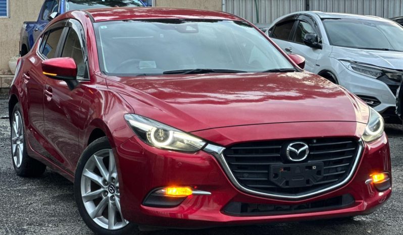 
								MAZDA AXELA full									