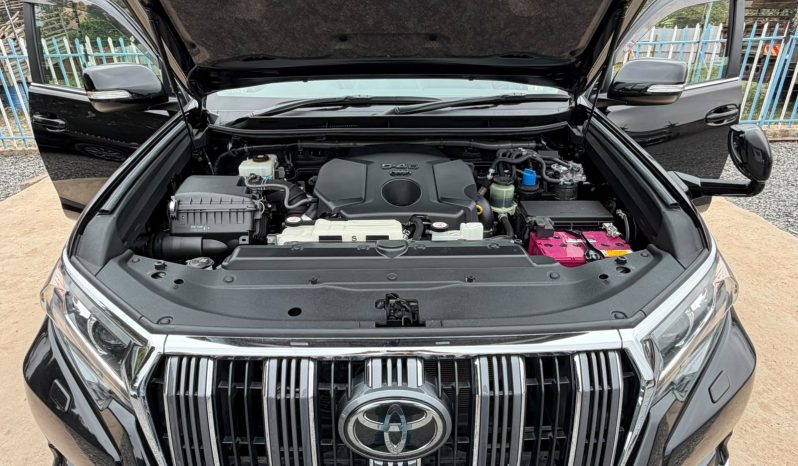 
								TOYOTA PRADO full									