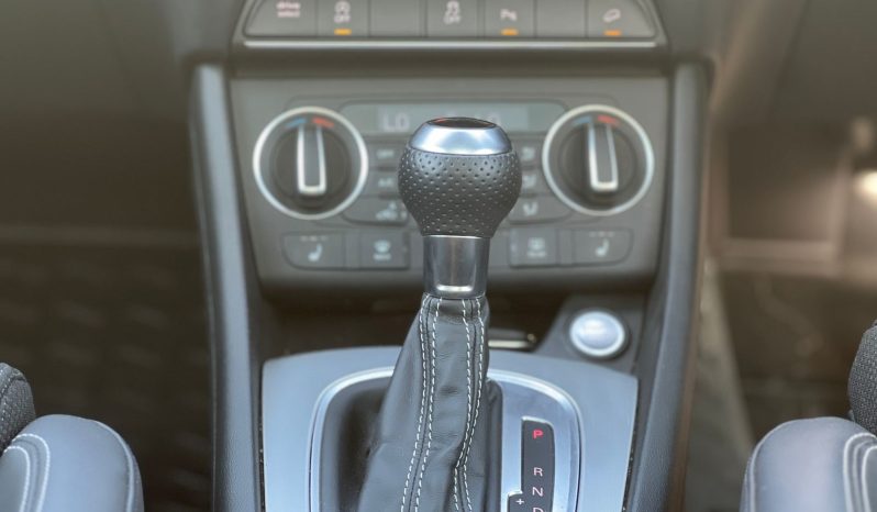 
								Audi Q3 TFSI full									