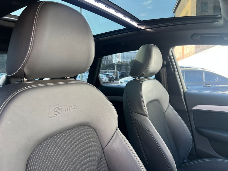 
								Audi Q3 TFSI full									