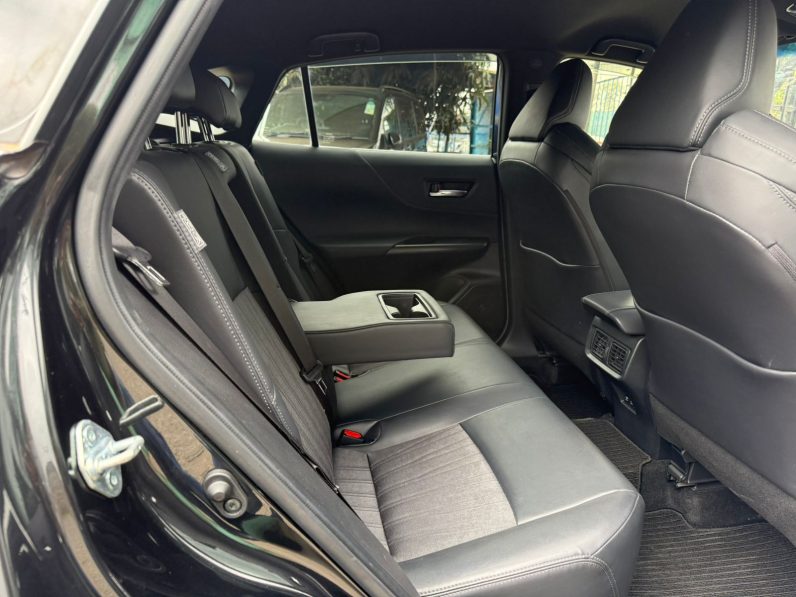 
								Toyota Harrier full									