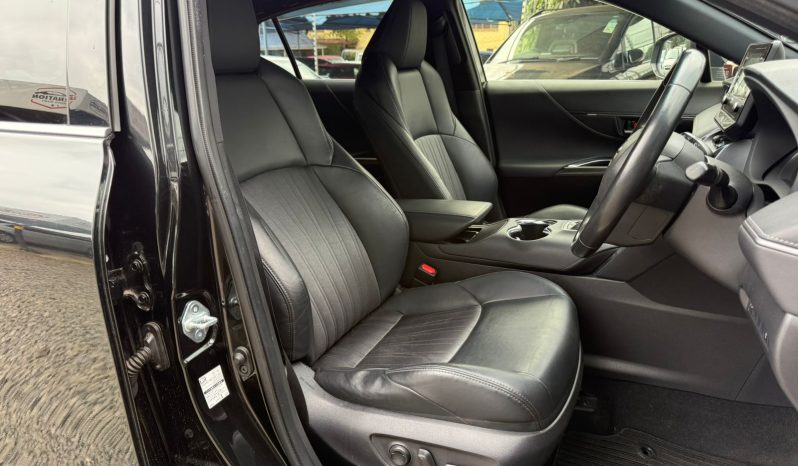 
								Toyota Harrier full									