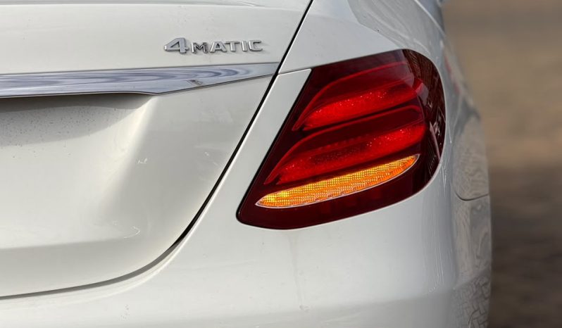 
								Mercedes Benz E450 full									