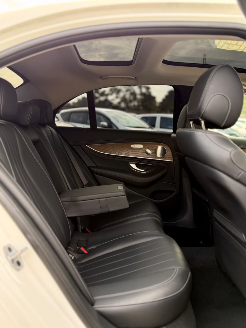 
								Mercedes Benz E450 full									