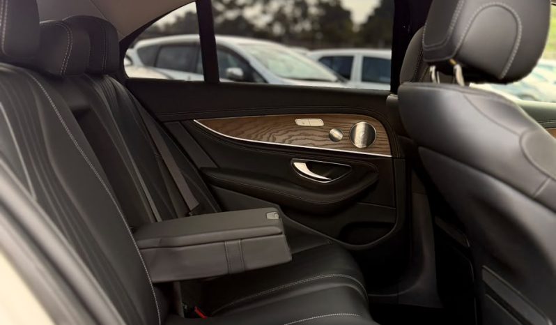 
								Mercedes Benz E450 full									