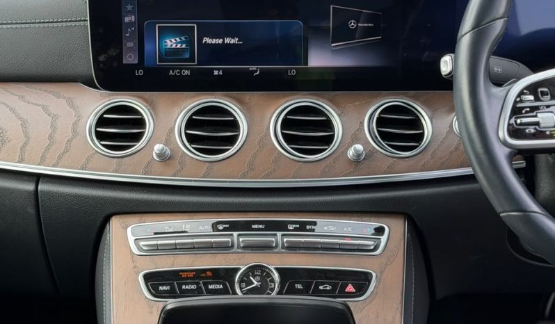 
								Mercedes Benz E450 full									