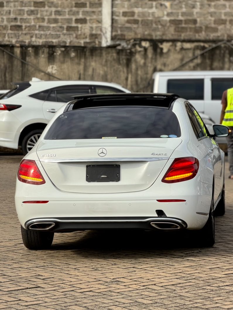 
								Mercedes Benz E450 full									