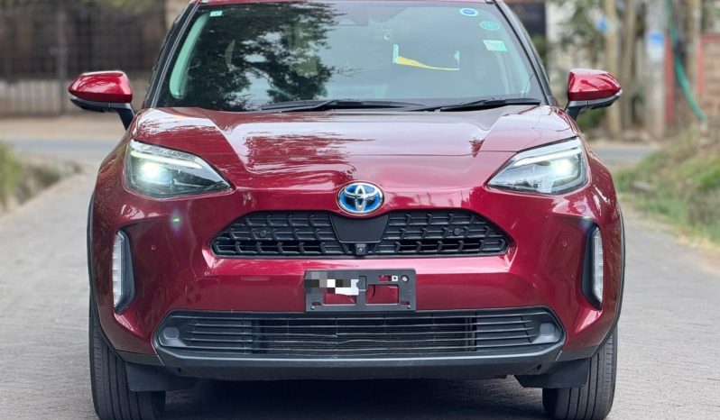 
								TOYOTA YARIS full									