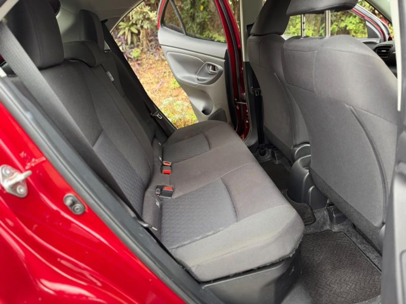 
								TOYOTA YARIS full									