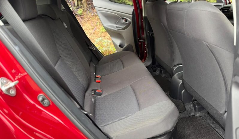 
								TOYOTA YARIS full									