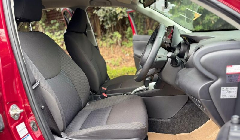 
								TOYOTA YARIS full									