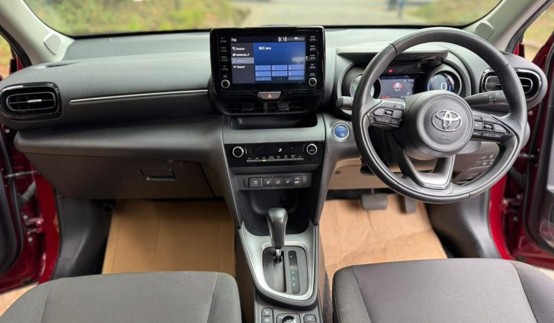 
								TOYOTA YARIS full									