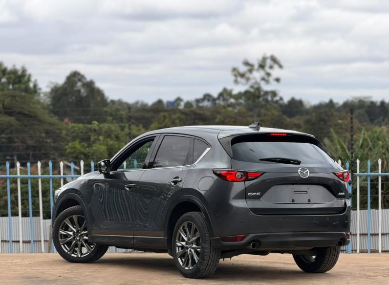 
								Mazda CX5 full									