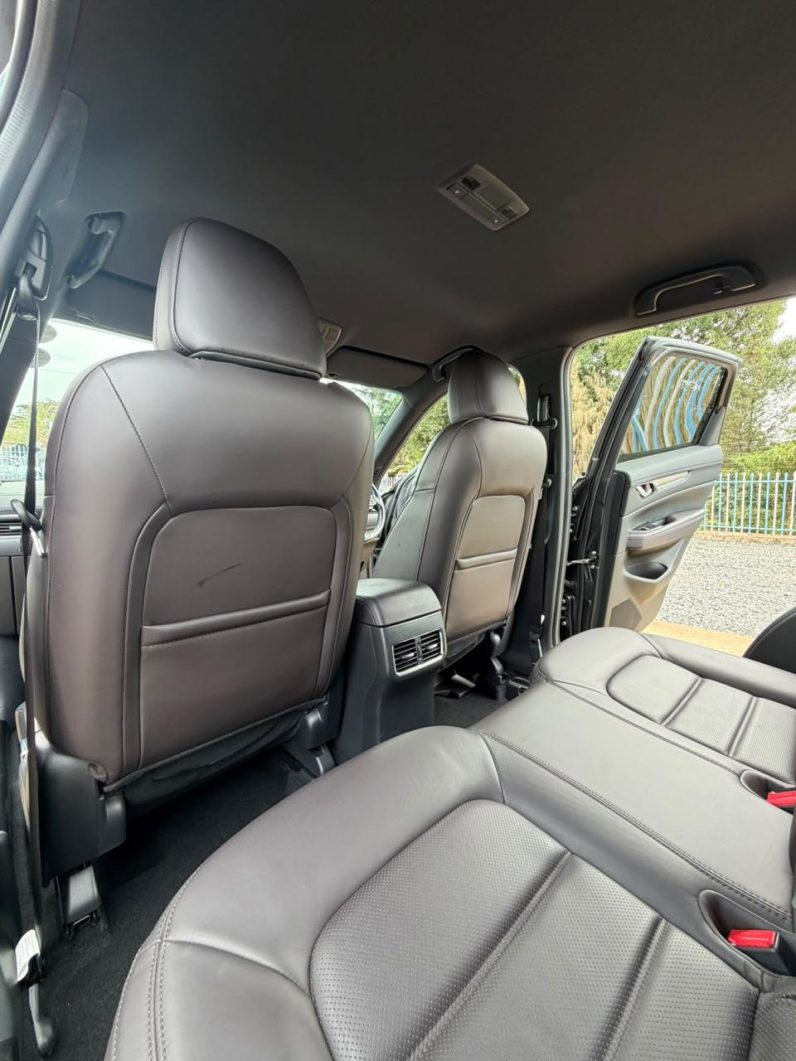 
								Mazda CX5 full									