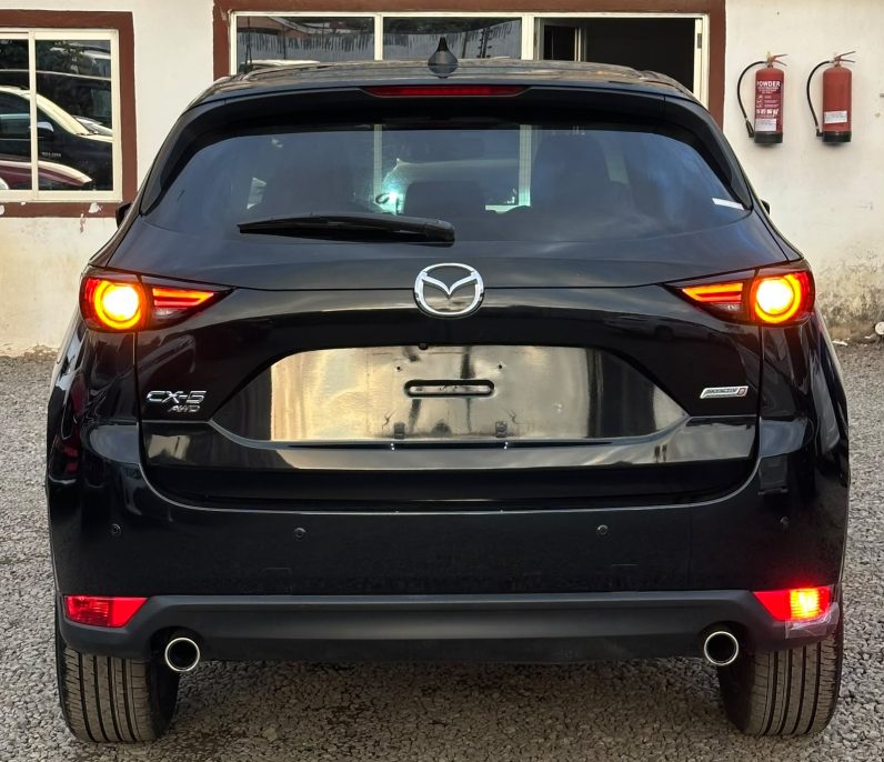 
								MAZDA CX5 full									