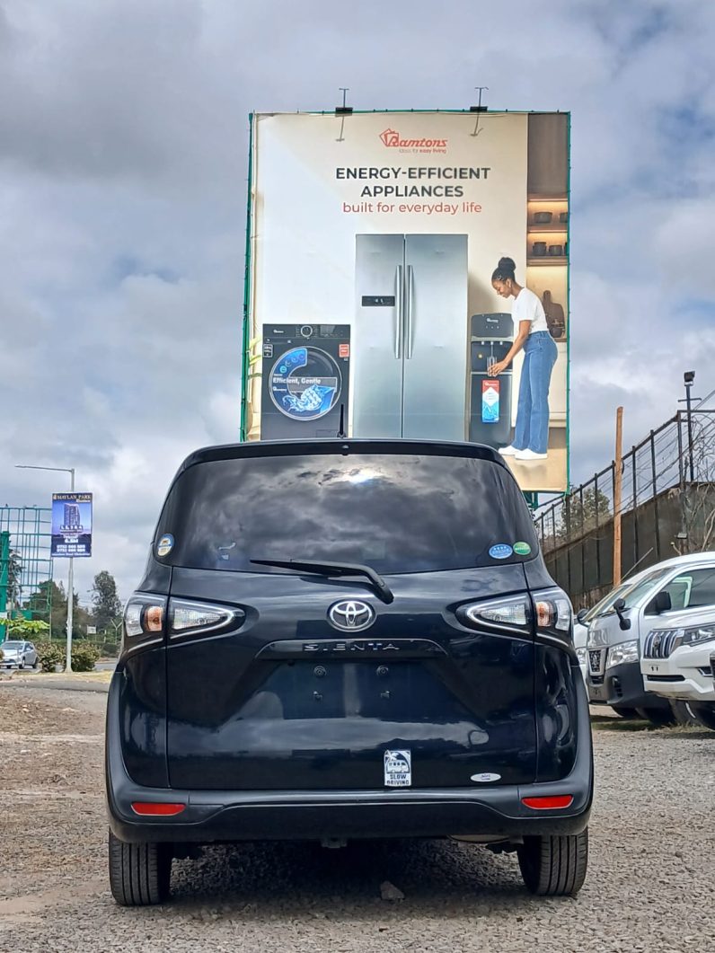 
								TOYOTA SEINTA full									