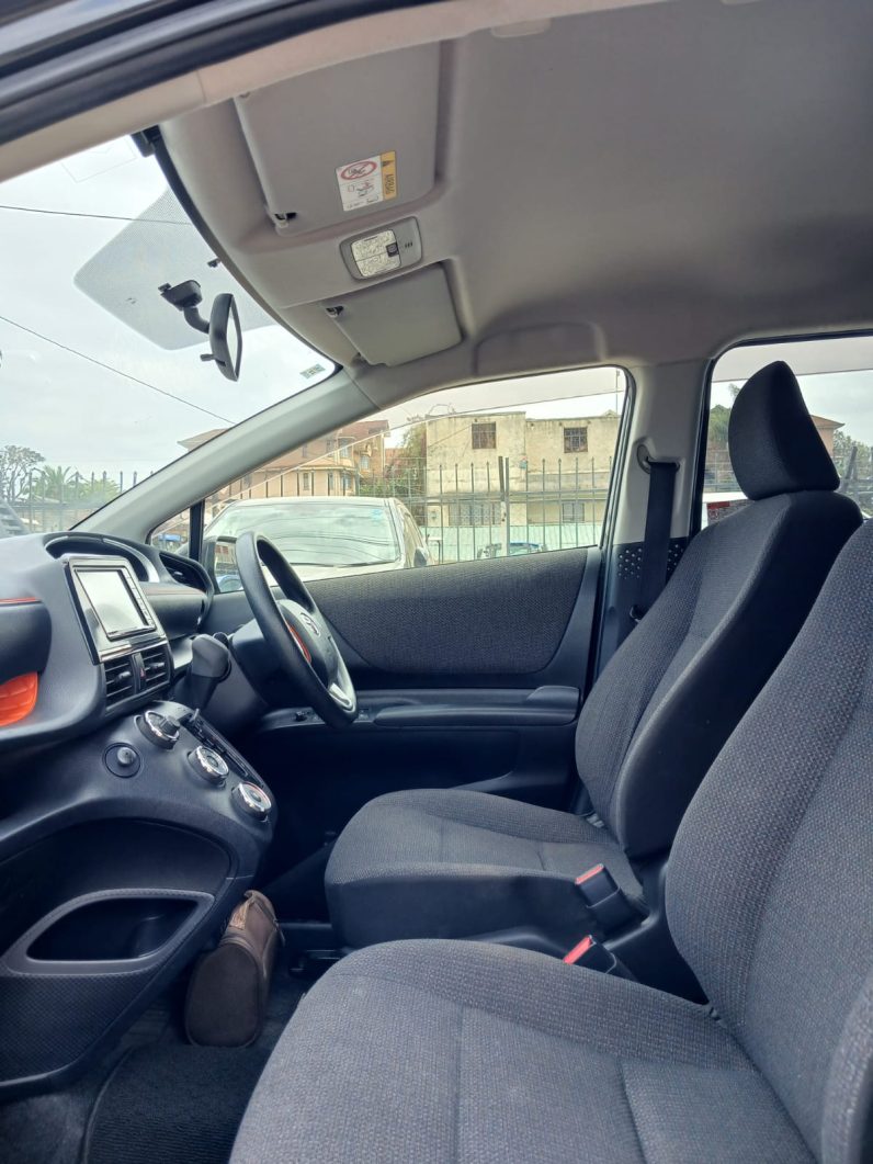 
								TOYOTA SEINTA full									