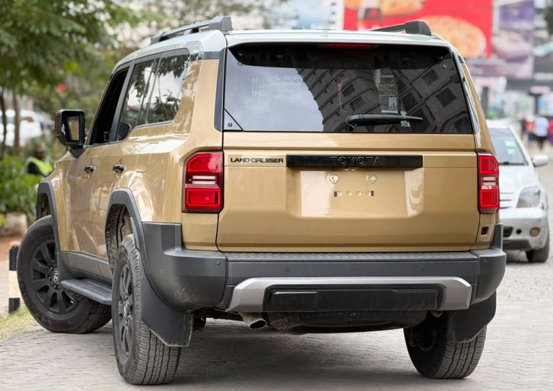 
								Toyota Land cruiser Prado J250 full									