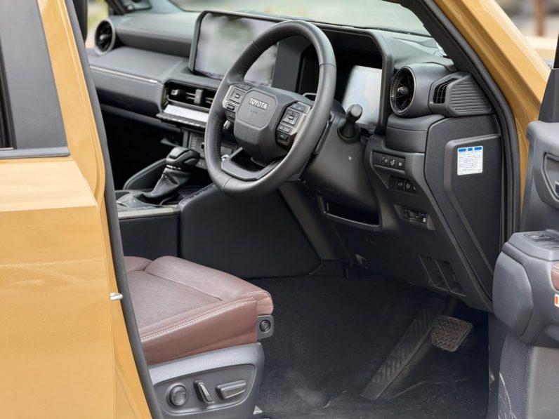 
								Toyota Land cruiser Prado J250 full									
