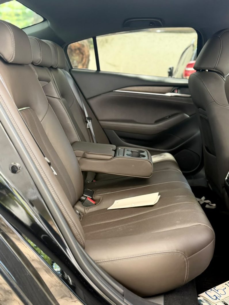 
								Mazda 6 full									