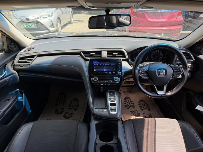
								Honda Insight full									