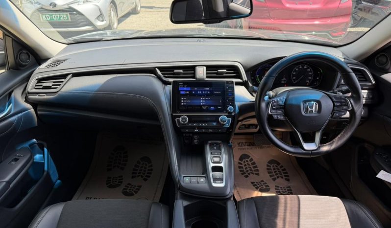 
								Honda Insight full									