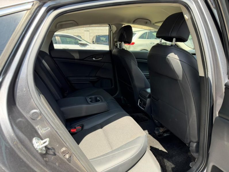 
								Honda Insight full									