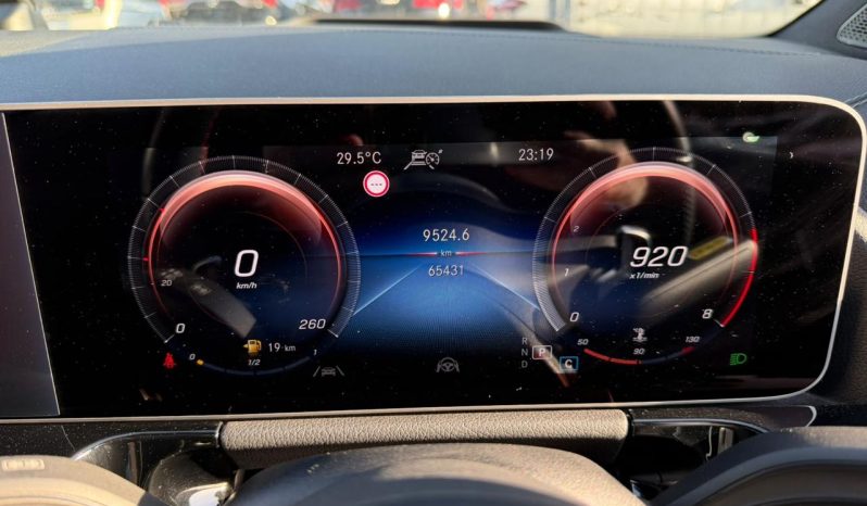 
								Mercedes-Benz B180 full									