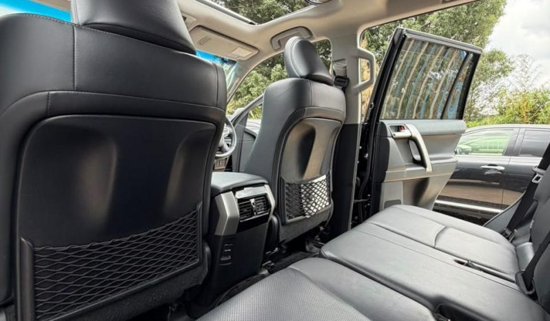 
								TOYOTA LAND CRUISER PRADO TXL full									
