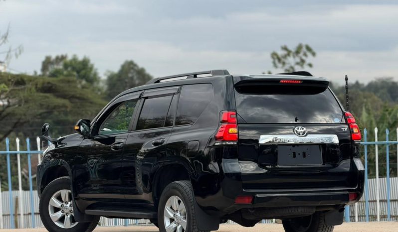 
								Toyota Landcruiser prado TXL full									