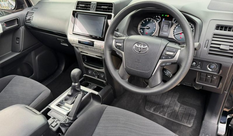
								Toyota Landcruiser prado TXL full									