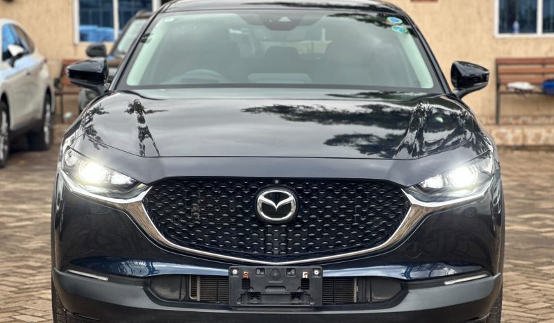 
								MAZDA CX-30 full									