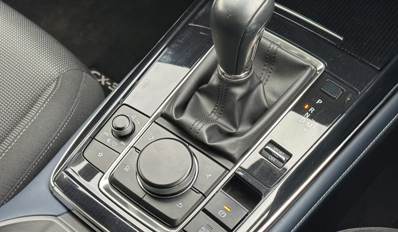 
								MAZDA CX-30 full									