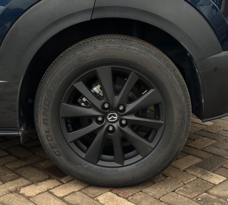 
								MAZDA CX-30 full									