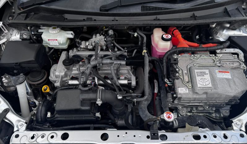 
								Toyota Fielder full									