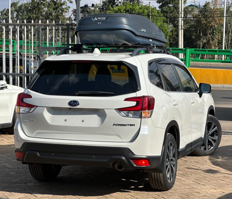 
								SUBARU FORESTER SK9 full									