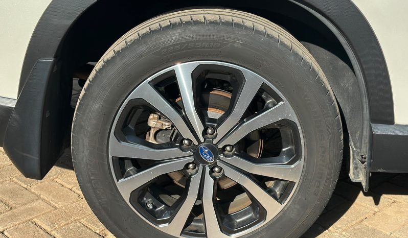 
								SUBARU FORESTER SK9 full									