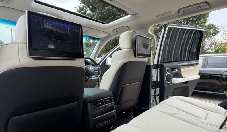 
								Lexus LX-570 full									