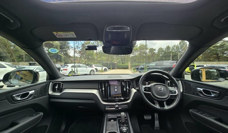 
								Volvo XC60 B6 full									