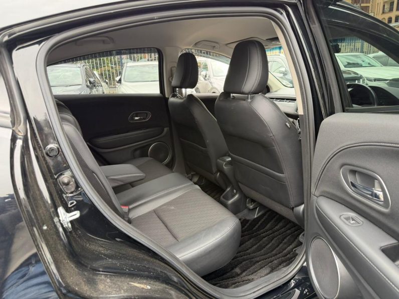 
								Honda Vezel full									