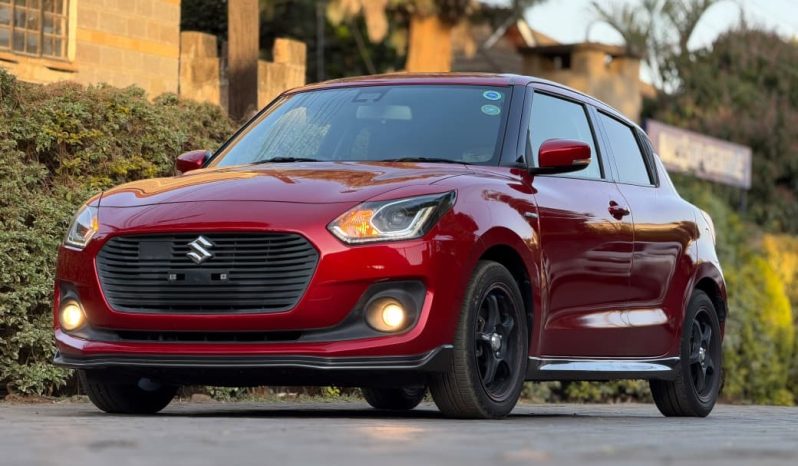 
								Suzuki Swift full									