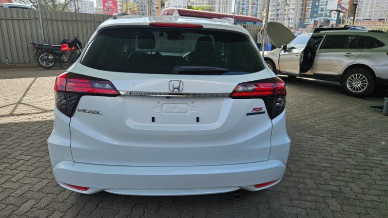 
								Honda Vezel RS full									