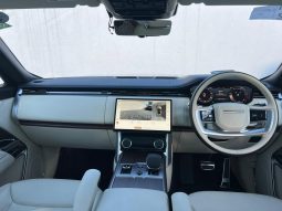 Range Rover Vogue D300 SWB