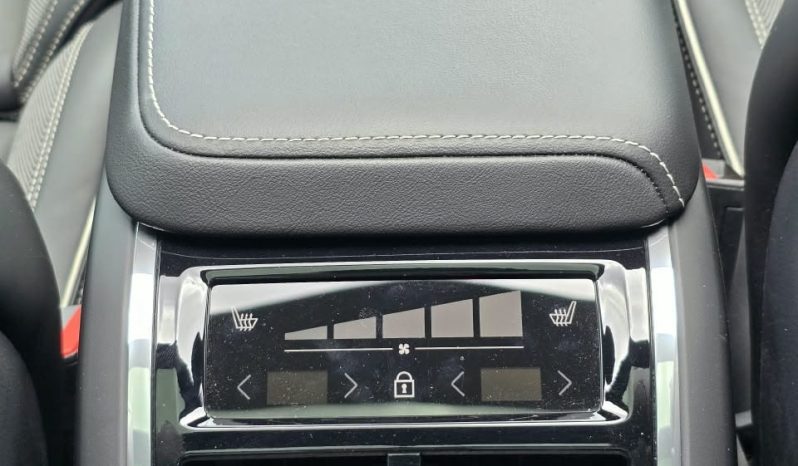 
								Volvo XC60 B6 full									