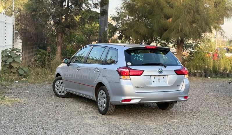 
								Toyota Fielder full									
