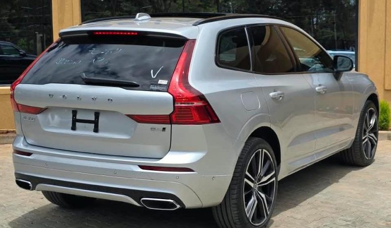 
								Volvo XC60 B6 full									
