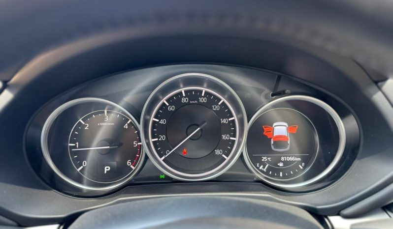 
								Mazda CX-5 full									