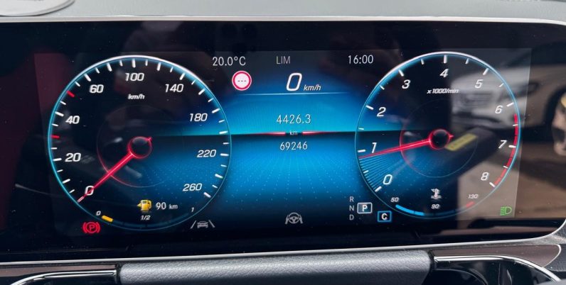 
								Mercedes Benz B180 full									