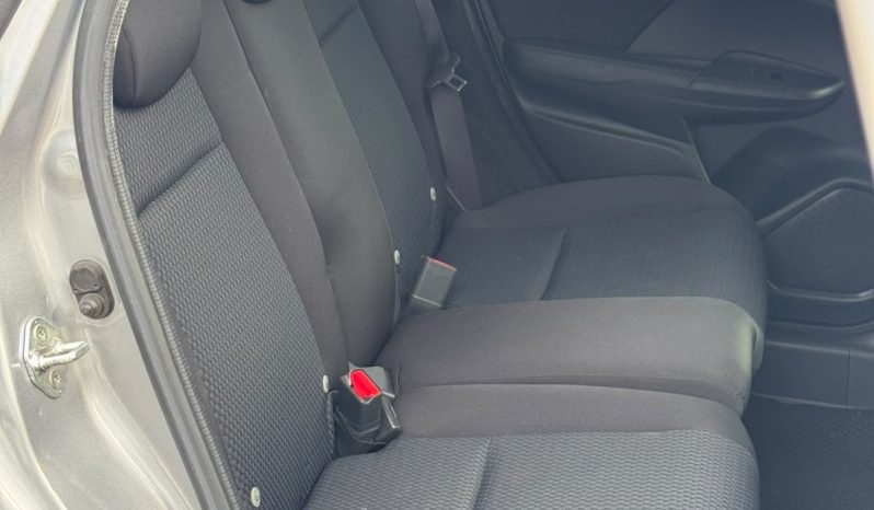 
								Honda Fit full									